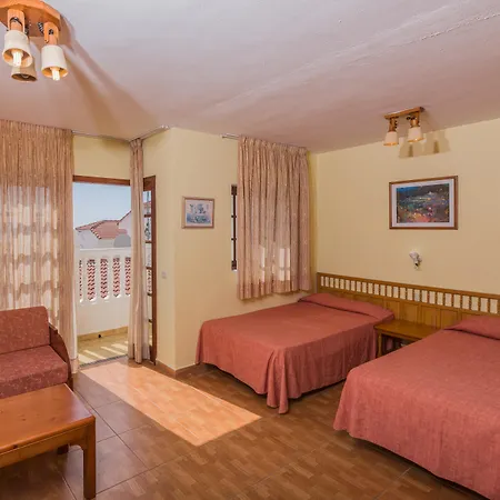 提纳弗花园公寓式酒店