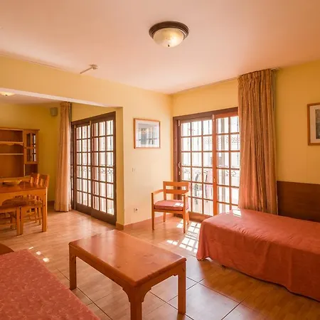 提纳弗花园公寓式酒店 公寓式酒店 阿德耶