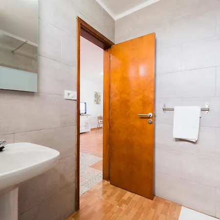 公寓式酒店 提纳弗花园公寓式酒店 3*