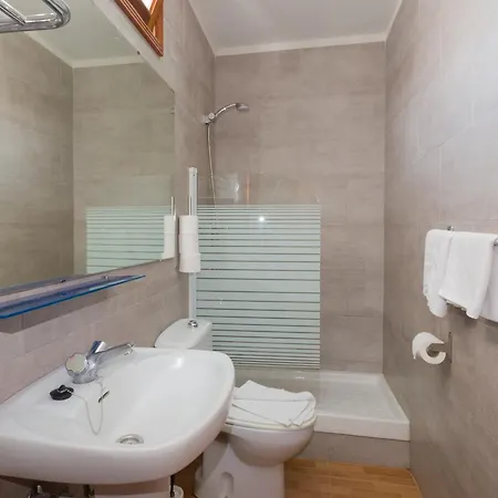 מלון דירות Tinerfe Garden 3*