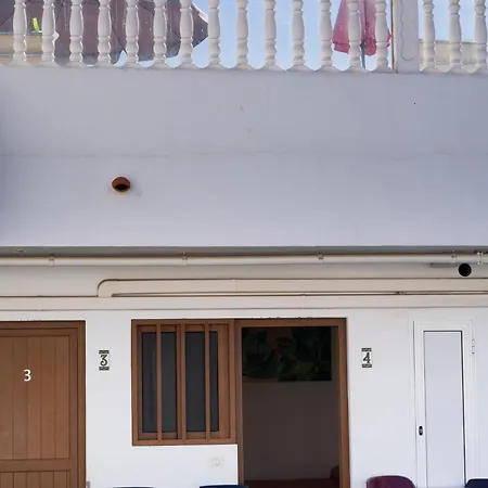 Tinerfe Garden מלון דירות 3*