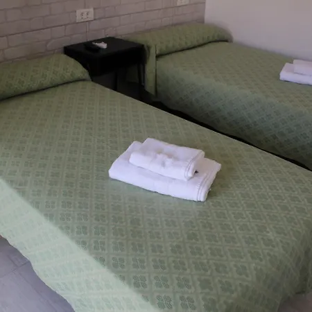 מלון דירות Tinerfe Garden 3*